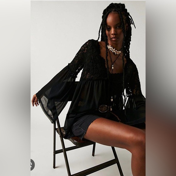 Free People*Magdalene*Black Floral Crochet Tunic. NWT! - Picture 4 of 4